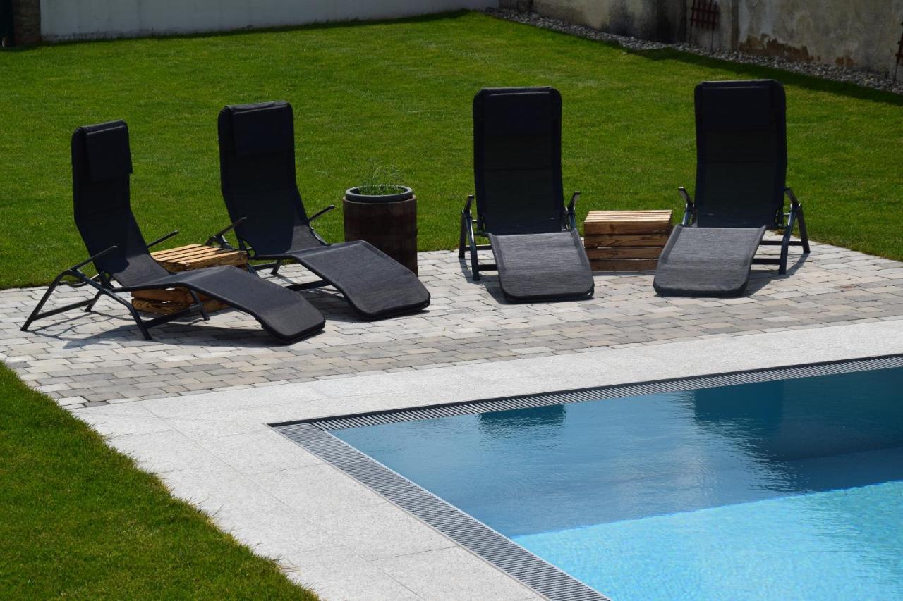 Apartament Rebenhof Schwalm Herrnbaumgarten Zewnętrze zdjęcie